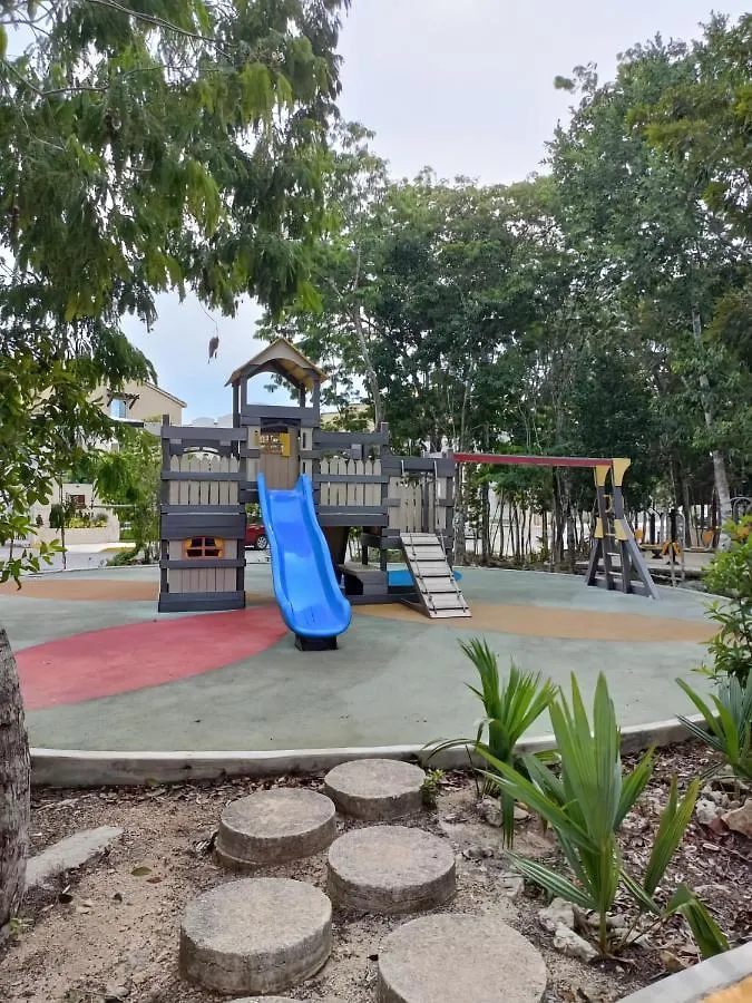 Charming Apartment Hoestel Reiden! Playa del Carmen 0*,