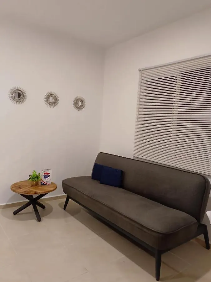 Charming Apartment Hoestel Reiden! Playa del Carmen