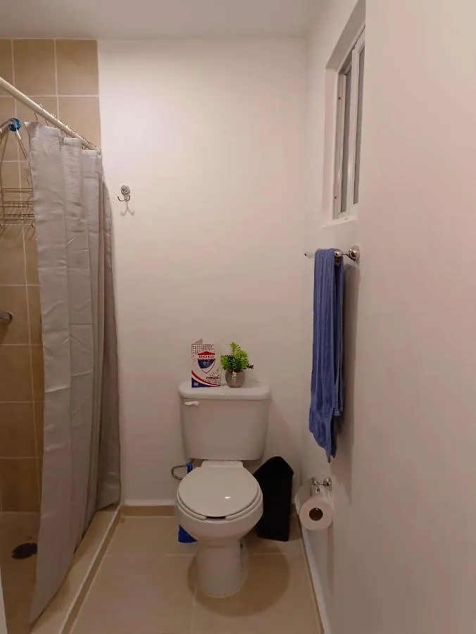 Charming Apartment Hoestel Reiden! Playa del Carmen Messico
