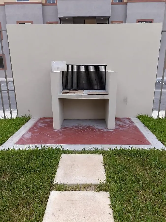Charming Apartment Hoestel Reiden! Playa del Carmen 0*,  Messico